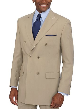 کت تیره ( آبی سیر یا مشکی) و پیراهن سفید یا کت خاکستری زغالی و پیراهن آبی هر دو این تضاد مورد نظر را ایجاد می­کند.